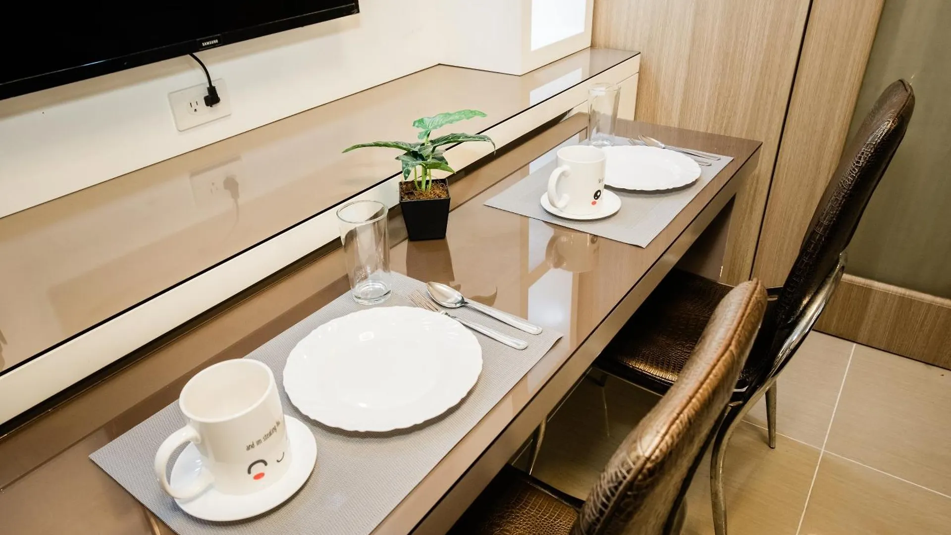Premium Family Suite Near Moa Manila Aparthotel